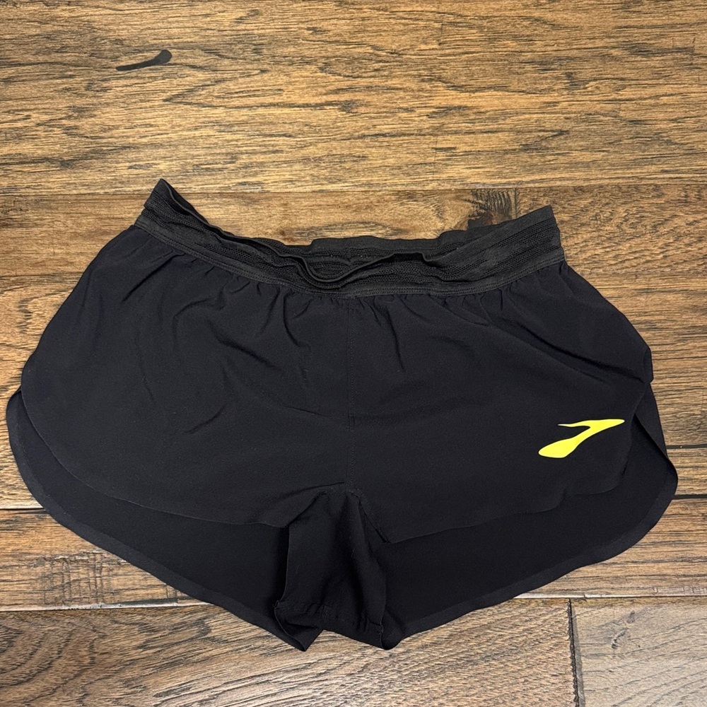 Brooks Running breakaway Shorts